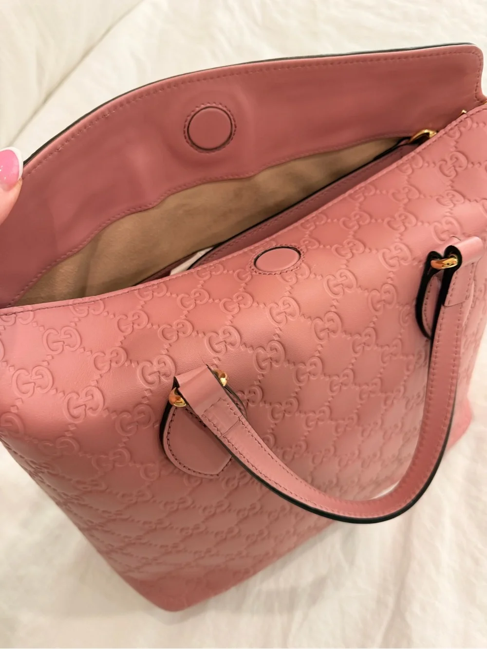 Gucci Rose Pink Embossed GG Leather Tote - Picture 3 of 12